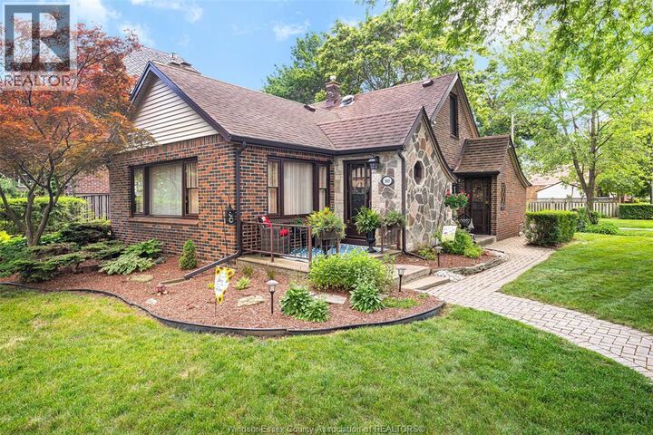 Property Photo:  1805 Durham Place  ON N8W 3A1 
