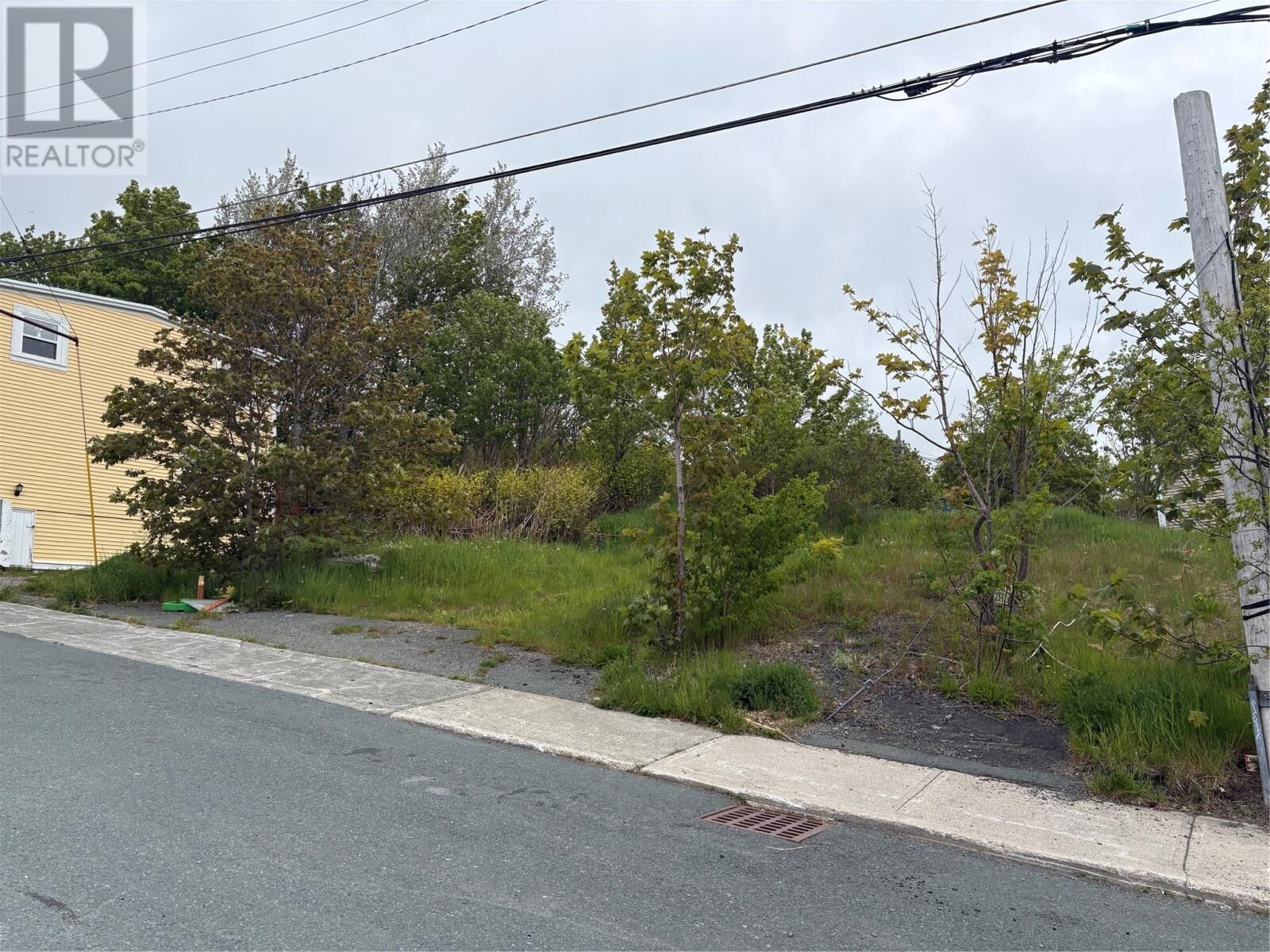 Property Photo:  6-10 Barters Hill Place  NL A1C 4K5 