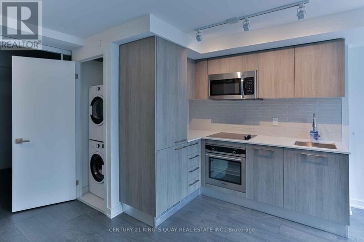 Property Photo:  3 Gloucester Street 317  ON M4Y 0C6 