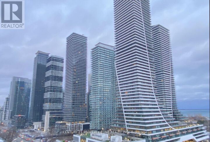 Property Photo: 38 Annie Craig Drive 2207 ON M8V 0G9