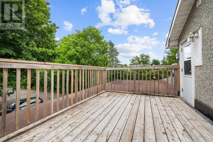Property Photo:  5432 Old Richmond Road Upper Unit  ON K2R 1G7 