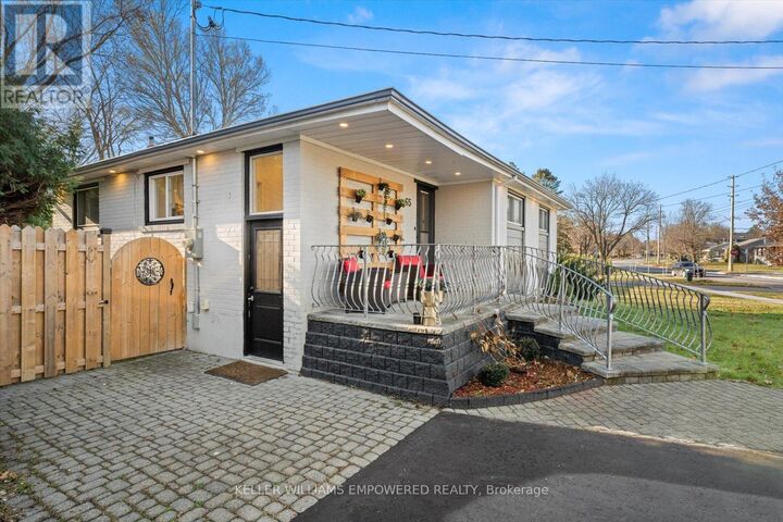 Property Photo:  65 Murray Drive Lower 1  ON L4G 2C2 