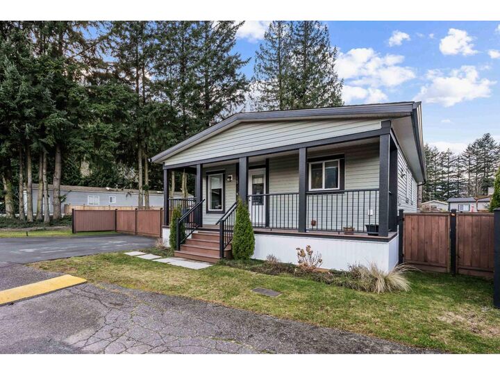 Property Photo: 63071 Flood Hope Road 18 BC V0X 1L2