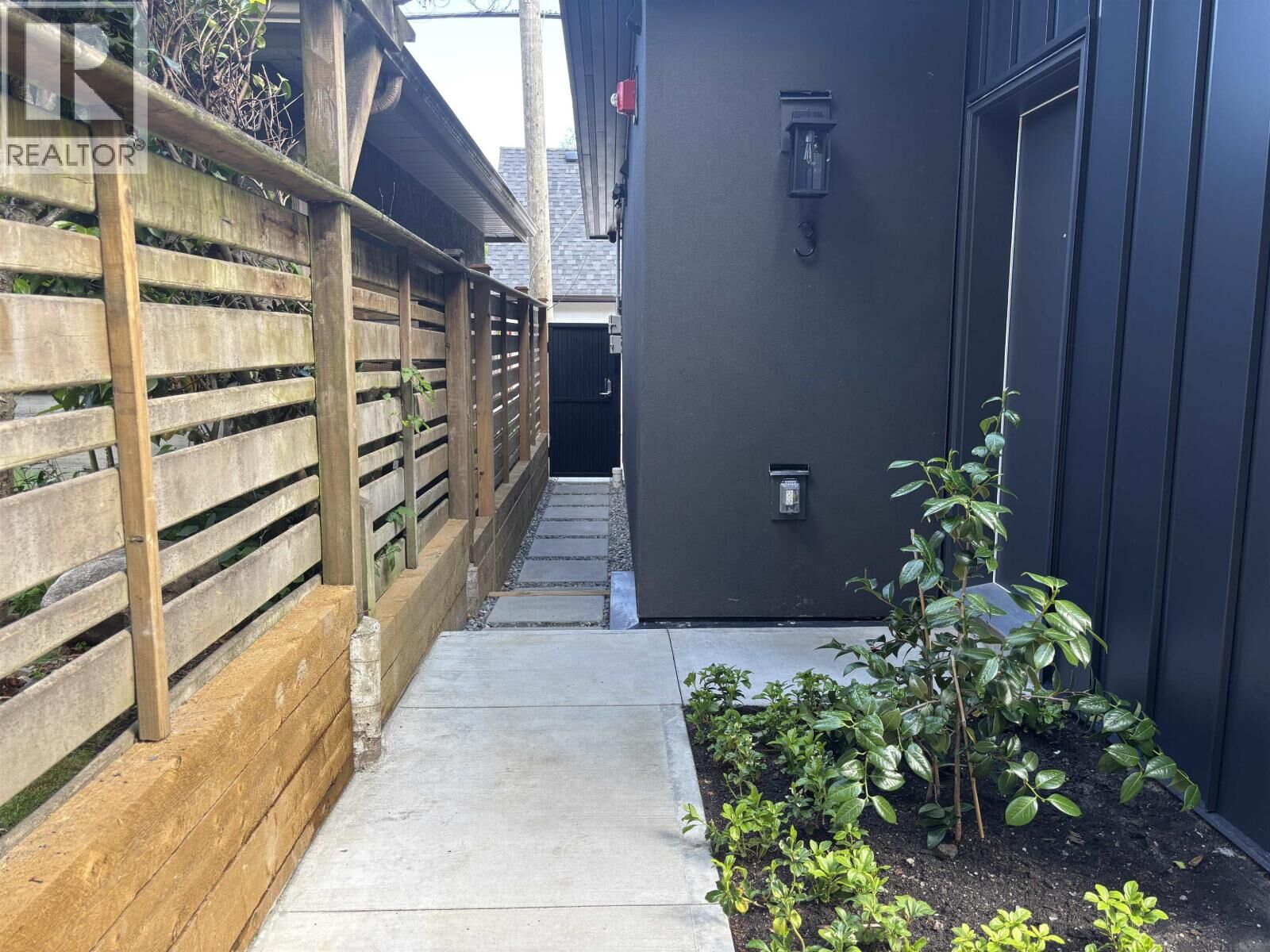 Property Photo:  4456 West 6th Avenue  BC V6R 1V3 