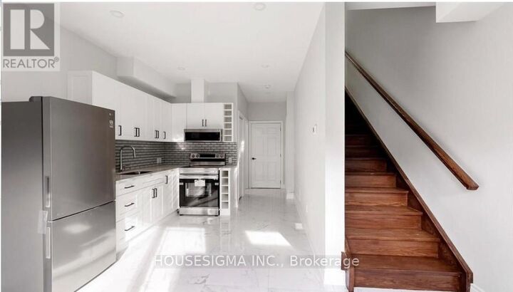 Property Photo:  659 Roselaire Trail 4  ON L5R 3C6 