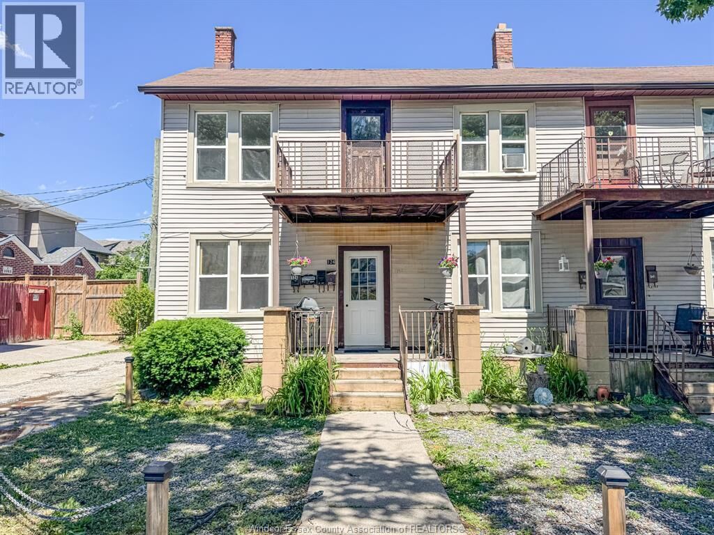 Property Photo:  130 Elm Avenue 124 Lower  ON N9A 5G8 