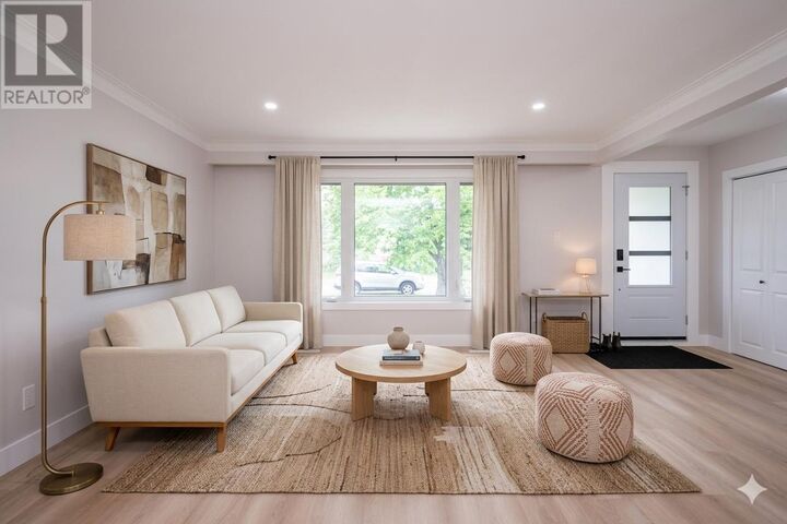 Property Photo:  124 Riverview Dr W  ON P7C 1R4 