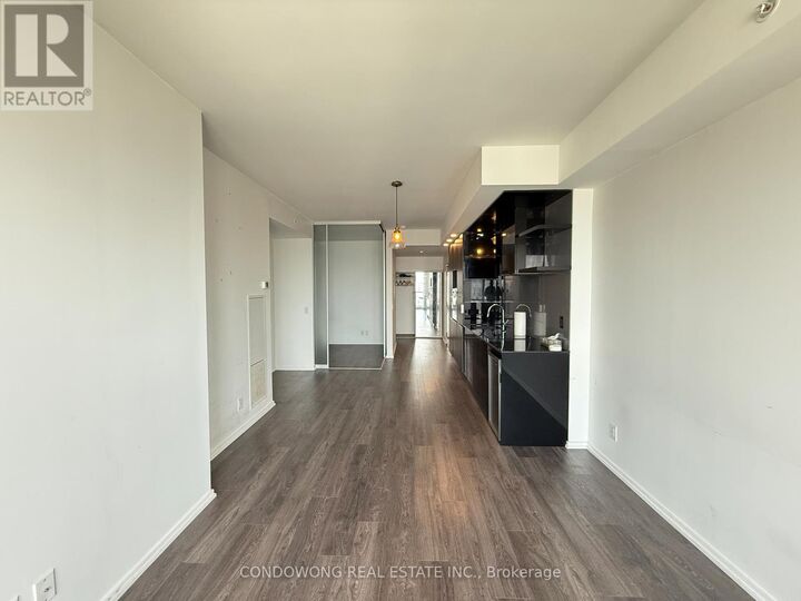 Property Photo:  70 Temperance Street 3917  ON M5H 4E8 