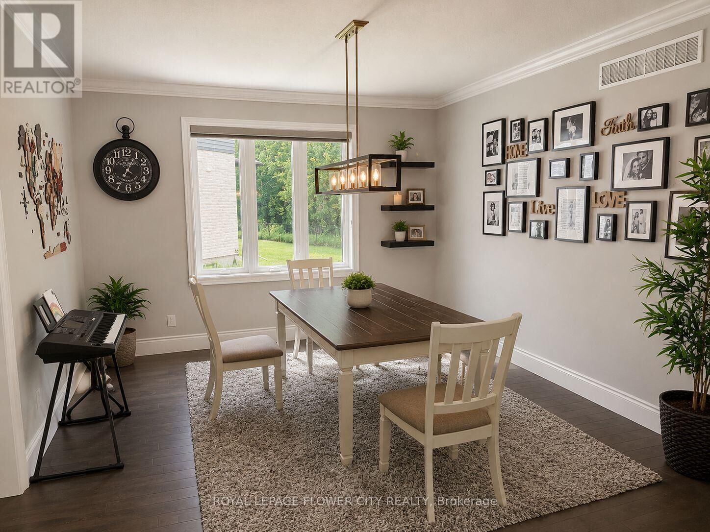 Property Photo: 141 Birdie Court ON N4T 0N3