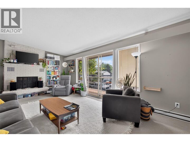 Property Photo: 1480 Leaside Avenue BC V1Y 3X5