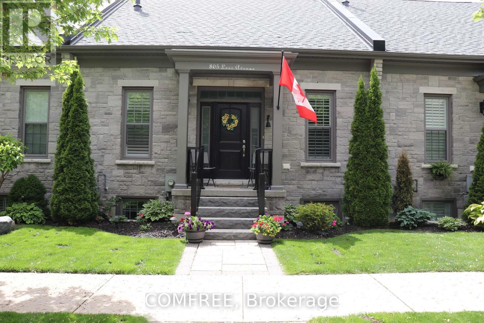 Property Photo: 805 Lees Avenue ON K9A 0G4