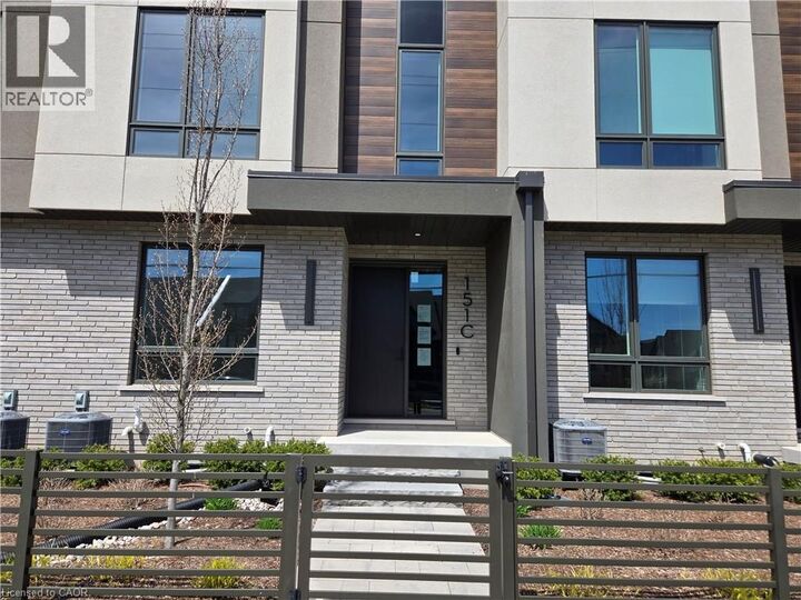 151 Port Robinson Road — photo 1
