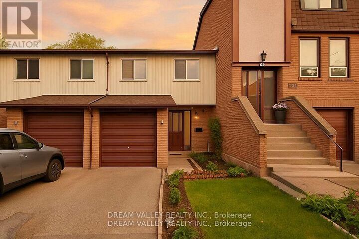 Property Photo:  175 Trudelle Street North 61  ON M1J 3K5 