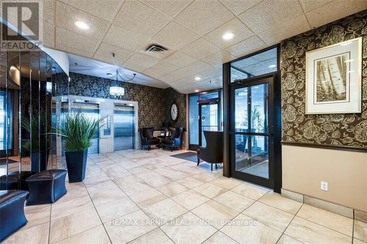 Property Photo: 155 Front Street North 1204 ON N7T 7V5