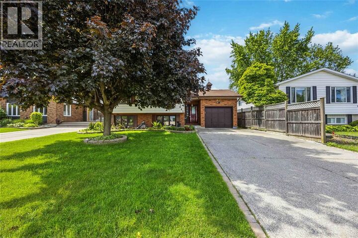 Property Photo: 841 Prestwick Crescent ON N7S 4J6