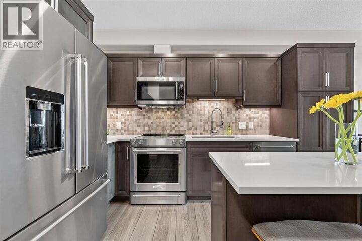 Property Photo: 80 Greenbriar Place Northwest AB T3B 6J4
