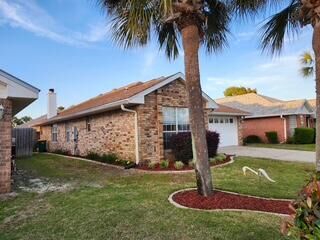 Property Photo:  4643 Sunsail Circle  FL 32541 