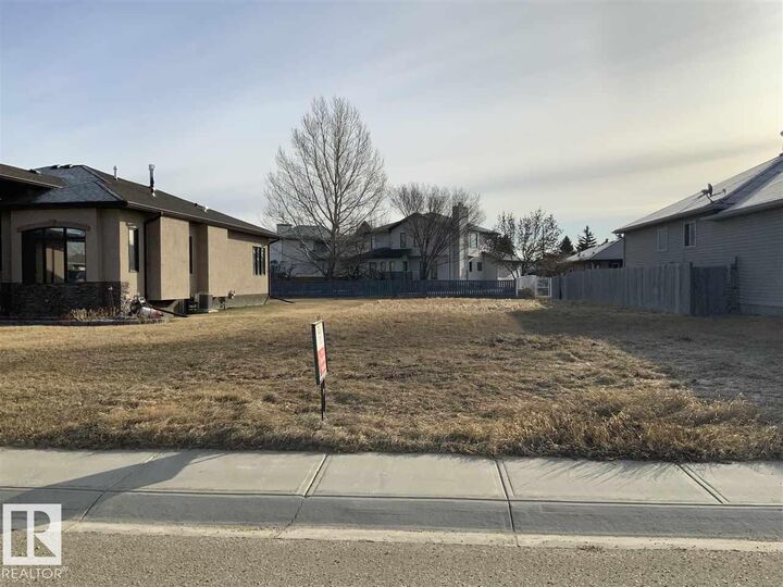 Property Photo:  128 Northbend Drive  AB T9A 3N6 