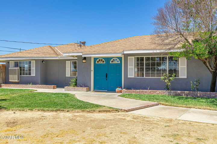 Property Photo: 47227 90th Street CA 93536