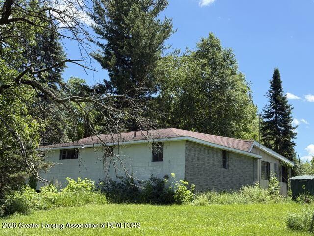 Property Photo: 8817 Columbia Highway MI 48827