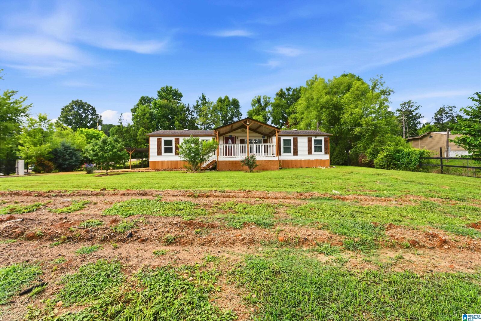 Property Photo: 448 County Road 1080 AL 35115