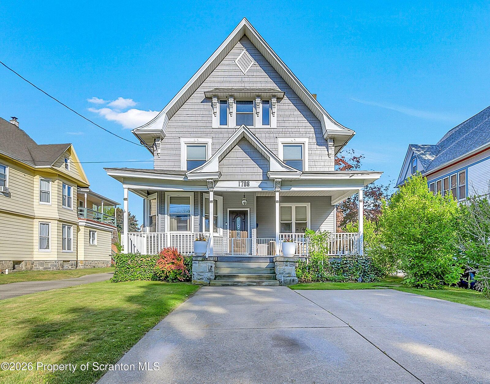 Property Photo:  1708 Sanderson Avenue  PA 18509 