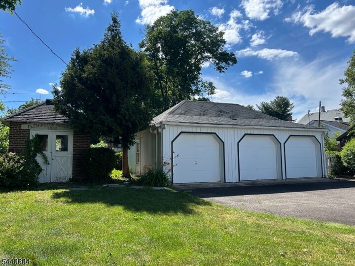 Property Photo:  35 Elwood Ave  NJ 08822 
