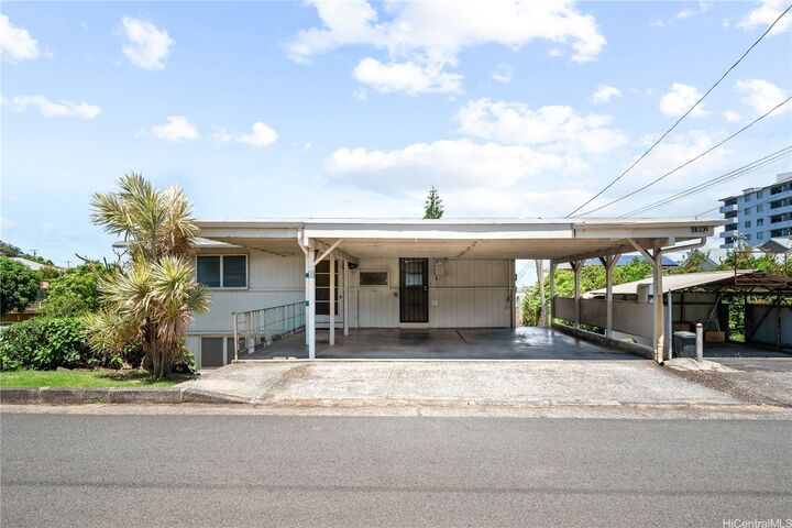 Property Photo:  1992 Naio Street  HI 96817 