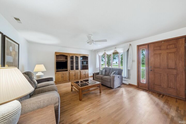 Property Photo: 3724 W Yoder Road IN 46798