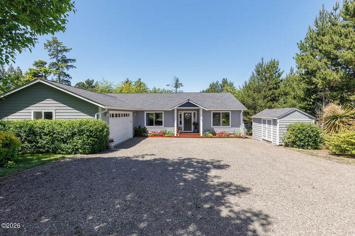 Property Photo:  11900 NW West Street  OR 97376 