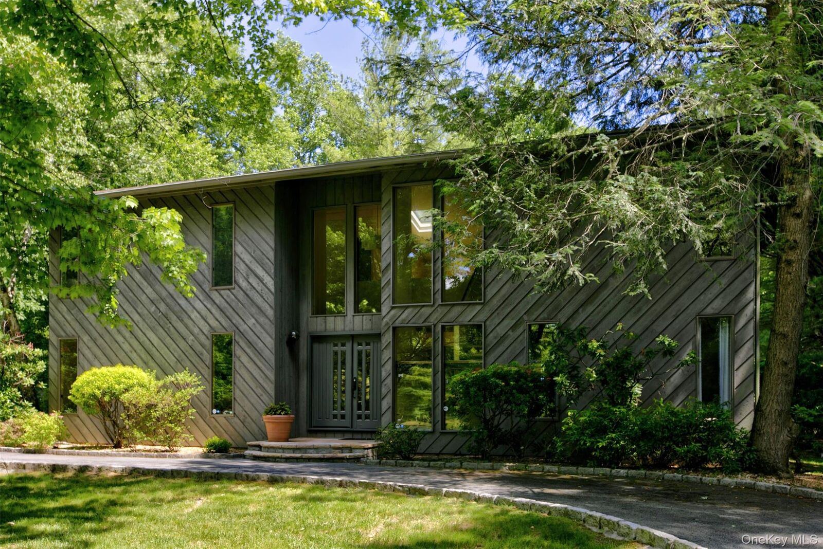 Property Photo: 1 Sassi Drive NY 10567