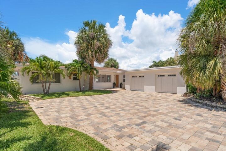 Property Photo:  1854 Venetian Point Drive  FL 33755 