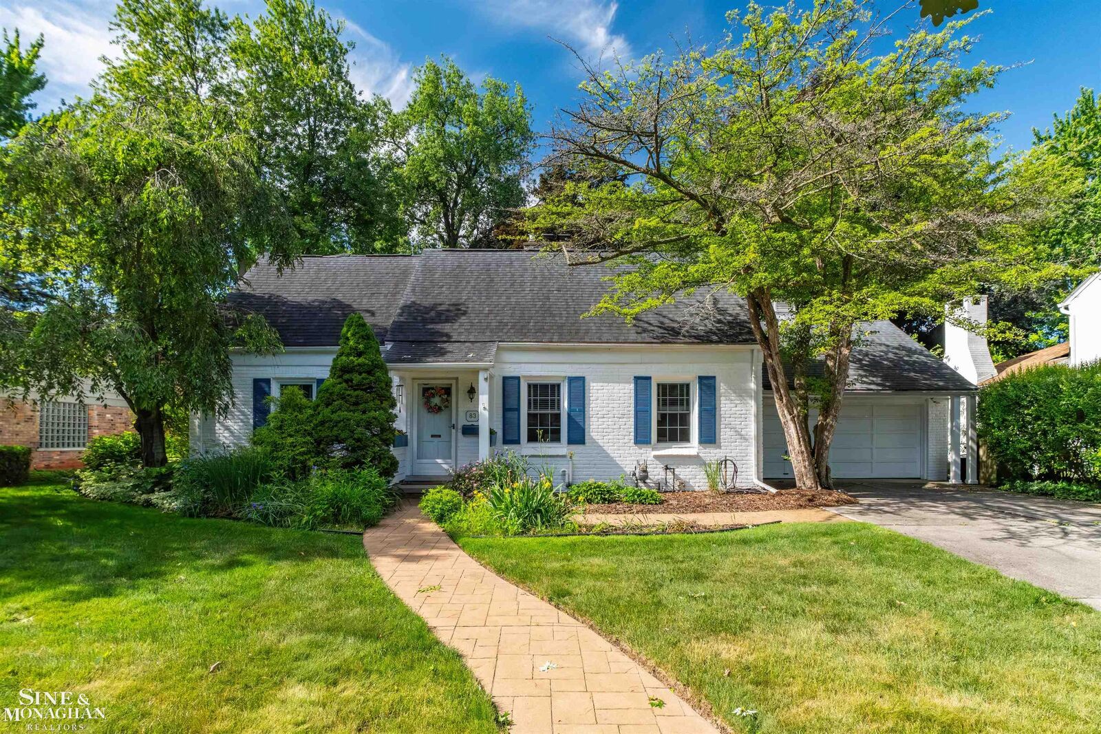Property Photo:  83 Hawthorne Road  MI 48236 