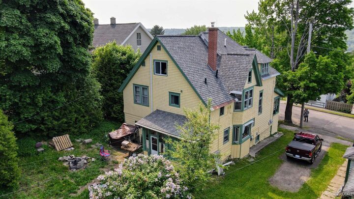 Property Photo:  803 Elm Street  MI 49930 