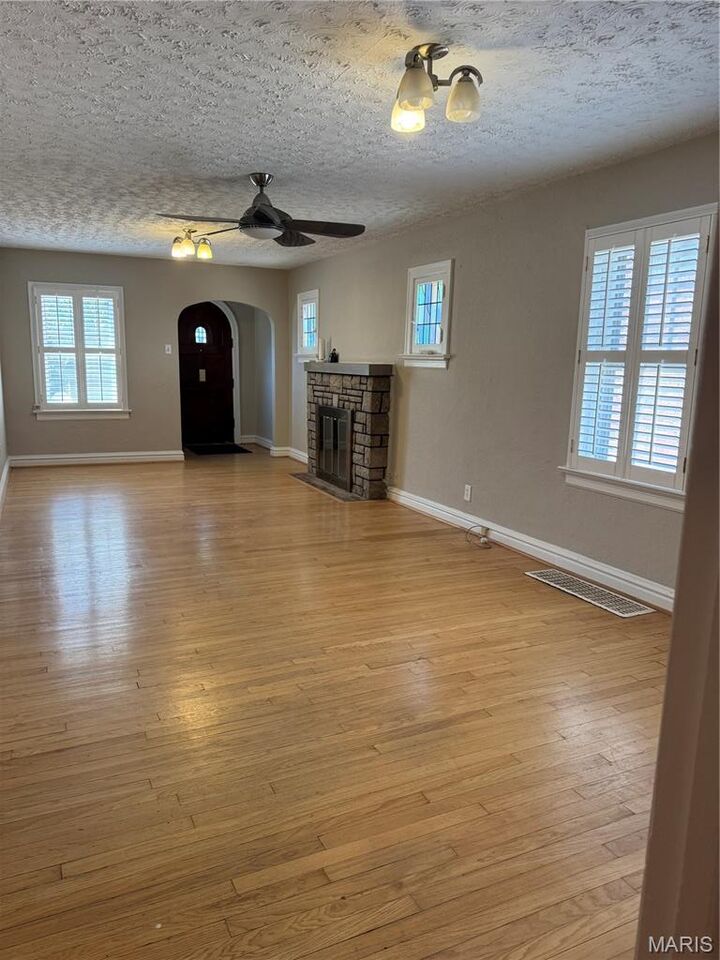 Property Photo:  2404 Hartland Avenue  MO 63114 