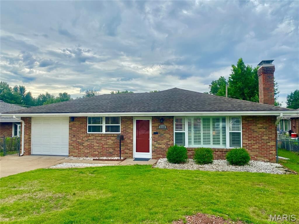 Property Photo:  9108 Brownridge Drive  MO 63114 