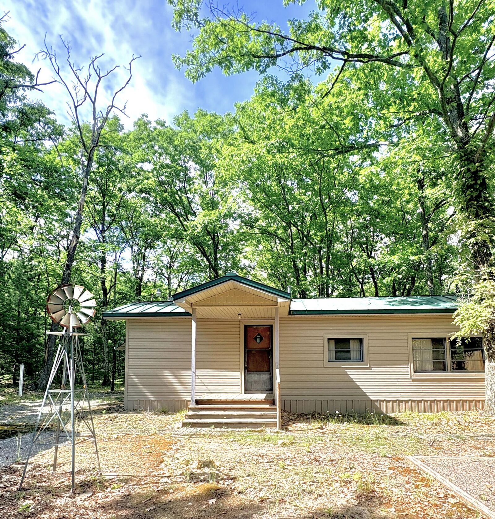 Property Photo:  10322 E 40th Street  MI 49677 
