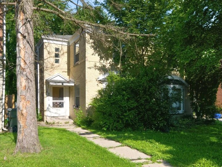 Property Photo: 6434 N Kimball Avenue IL 60712