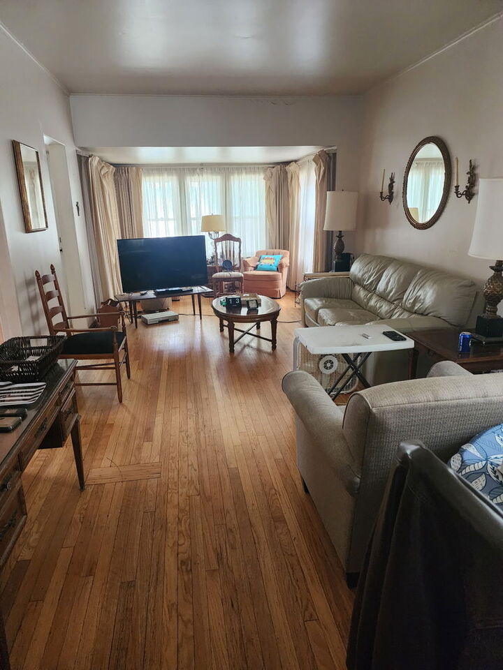 Property Photo:  1181 S Harvey Avenue  IL 60304 