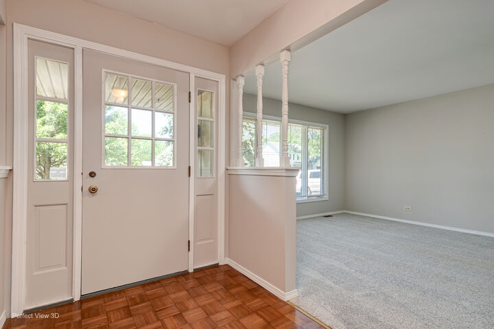 Property Photo: 804 Manchester Street IL 60563