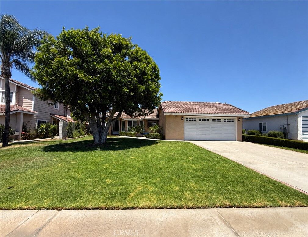 Property Photo:  3165 Weatherby  CA 92503 