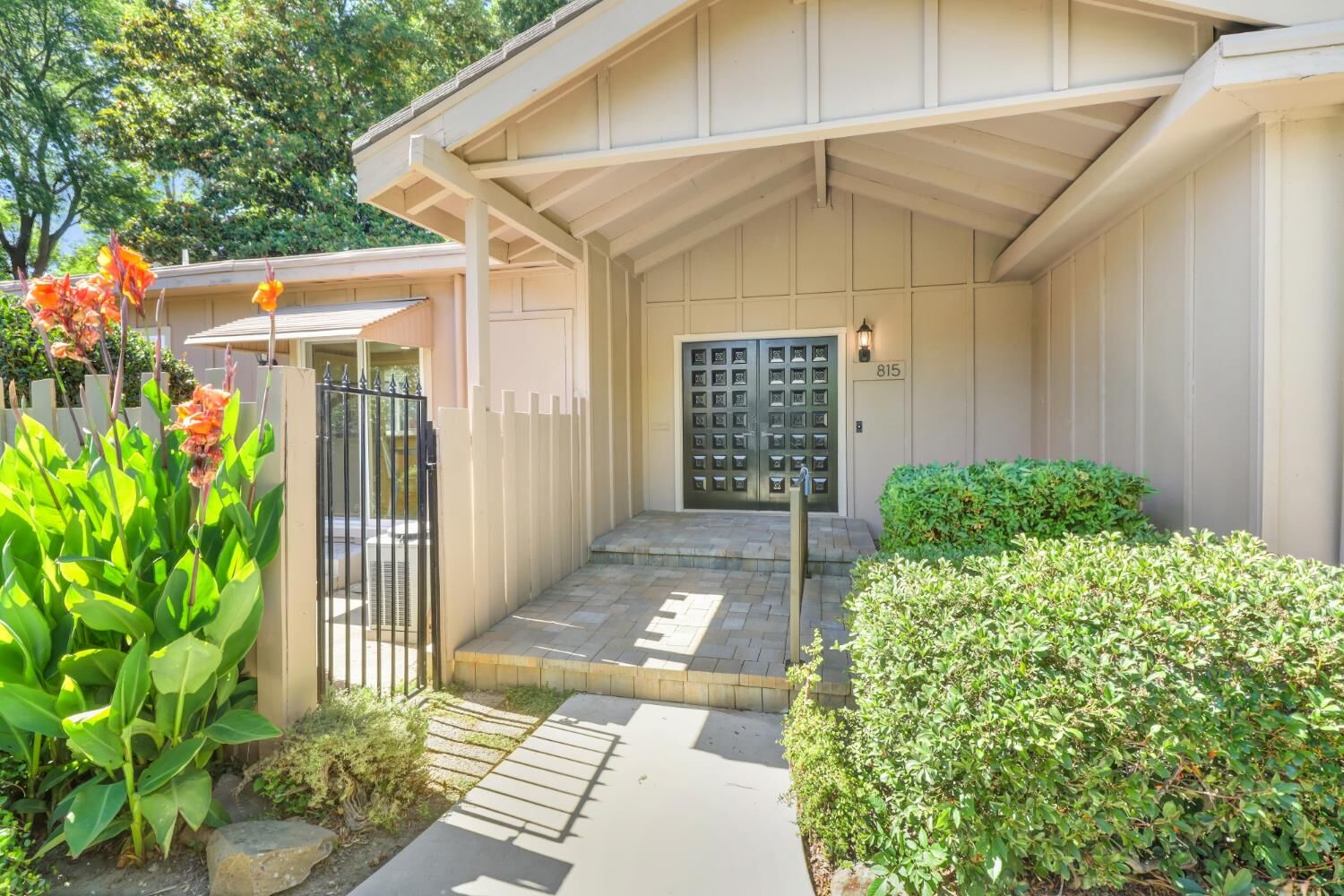 Property Photo:  815 Commons Drive  CA 95825 