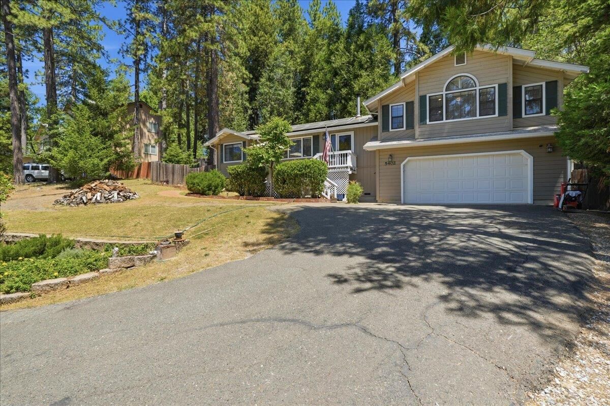 Property Photo: 5402 Begonia Drive CA 95726