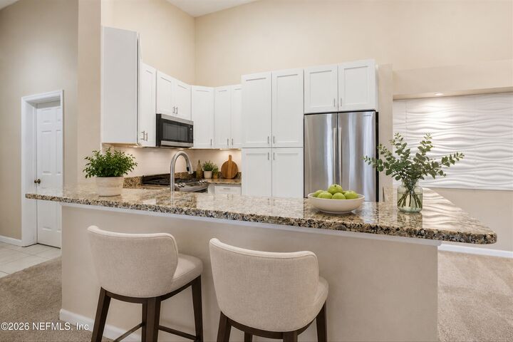 Property Photo:  13810 Sutton Park Drive N 621  FL 32224 