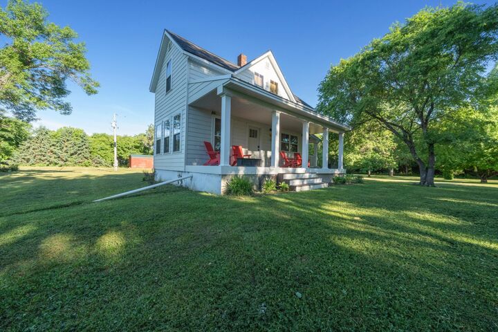 Property Photo: 28555 810th Avenue MN 56240
