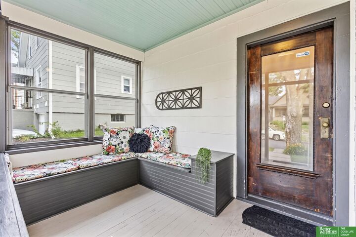 Property Photo:  2546 N 63 Street  NE 68104 