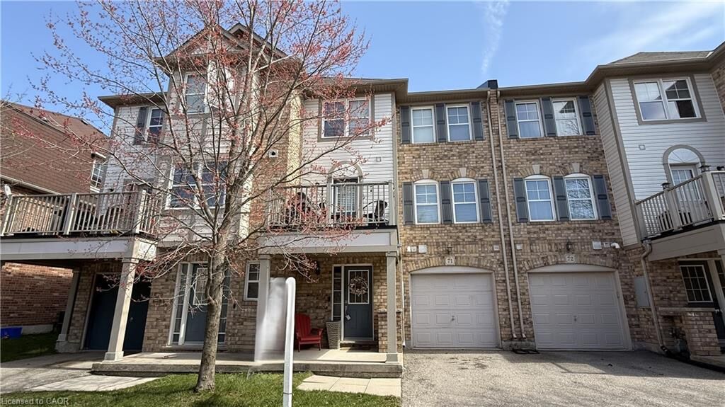 Property Photo: 71 Garth Massey Drive 71 ON N1T 2G8