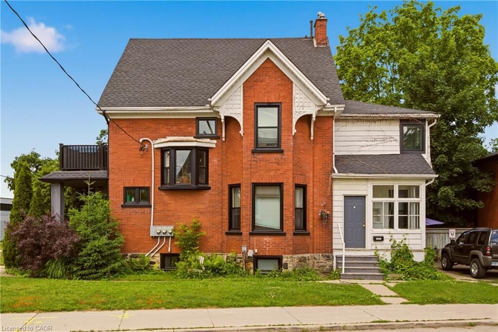 Property Photo:  112 Glasgow Street B  ON N2G 2G9 