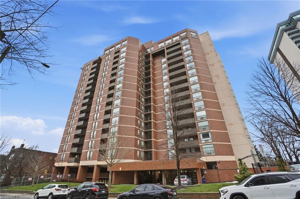 Property Photo:  222 Jackson Street W 606  ON L8P 4S5 