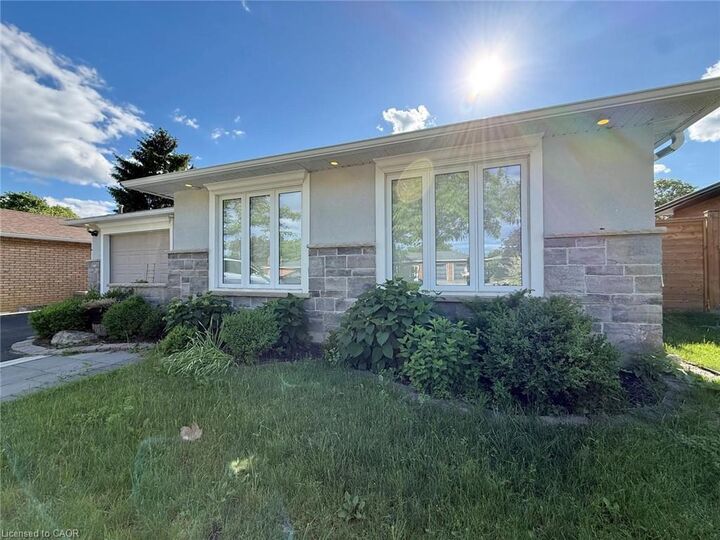 3135 Palmer Drive — photo 1